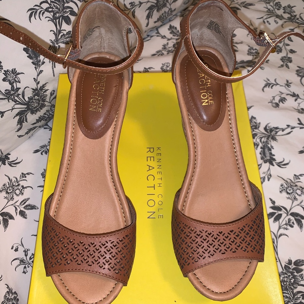 KENNETH COLE Reaction platforms - Picture 4 of 10